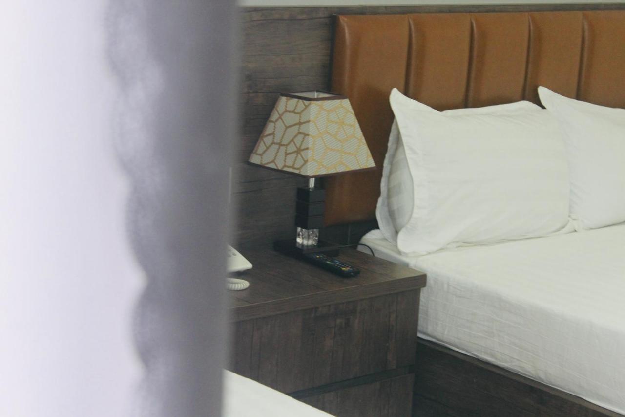 Happy Hotel Tp Rach Gia, Kien Giang Ap Rach Meo Экстерьер фото